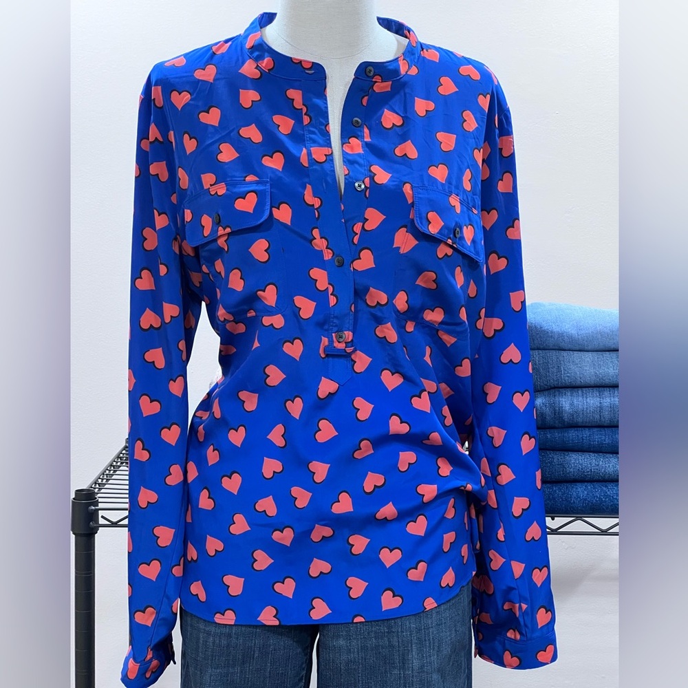 Gap- Women’s Heart Print Tunic Blouse